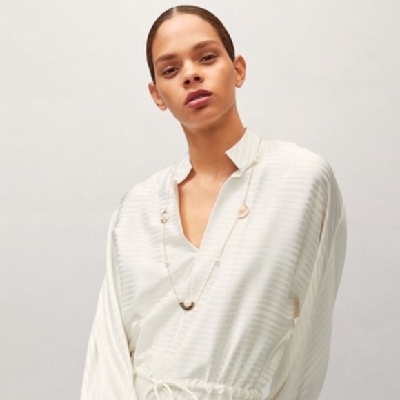 TORY BURCH • Spinning Pearl Rosary Necklace - Picture 4 of 5